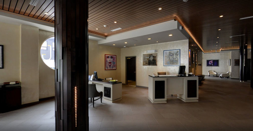 Jag Boutique Hotel セントジョンズ エクステリア 写真
